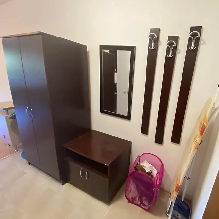 Cosy With Mountain View Near Bansko * 라즐로그