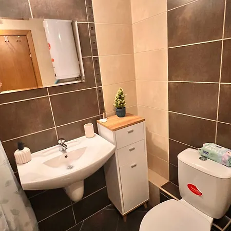 Cosy With Mountain View Near Bansko * 라즐로그